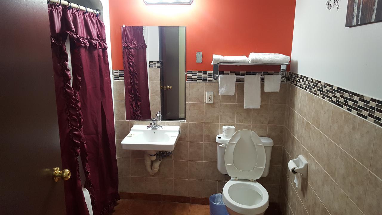 Royal Windsor Motel Zewnętrze zdjęcie